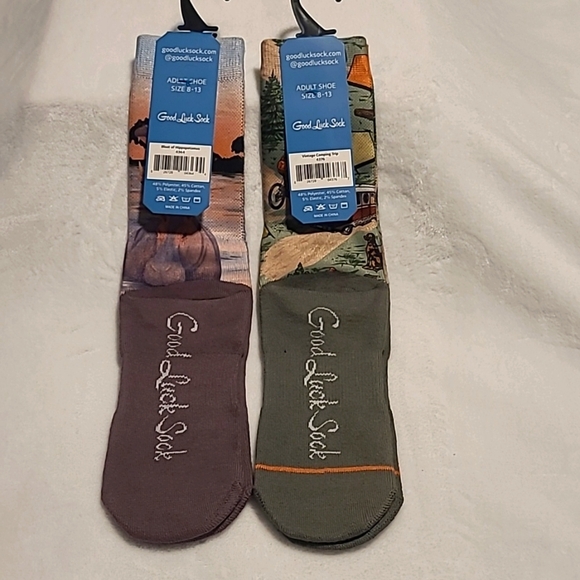 2 Pair Socks, creative designs, super soft - Picture 2 of 4